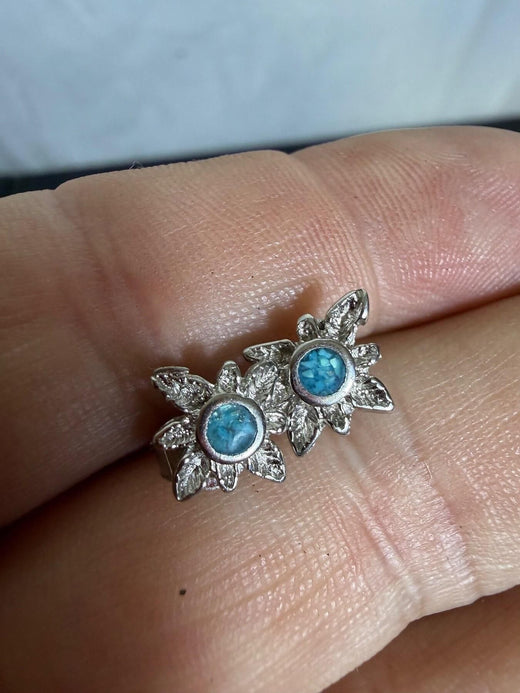 Silver Tone Turquoise Star Flower Stud Earrings - Wormhole Thrift