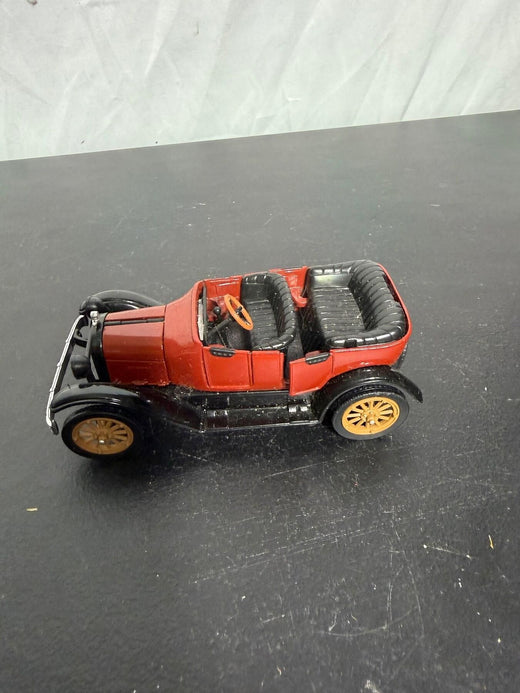 Vintage 1918 Chevrolet 490 Touring Diecast Model Car Red Black - Wormhole Thrift