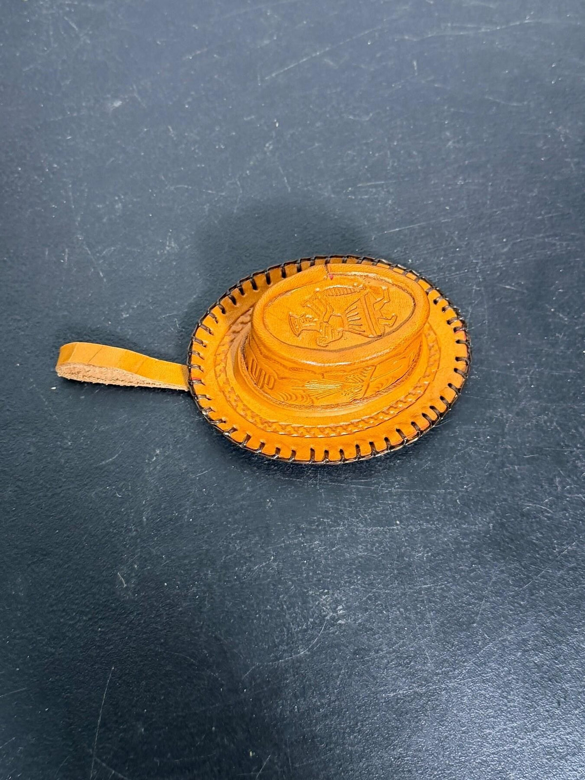 Vintage Tooled Leather Cowboy Hat Coin Purse Keychain Pouch - Wormhole Thrift