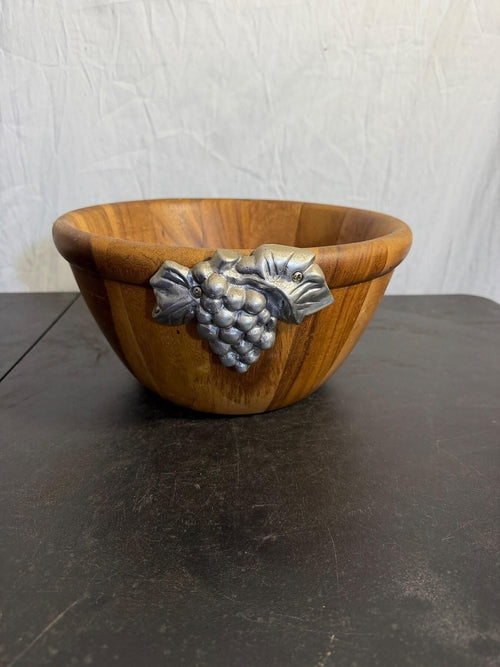 Bella Vineyard Wood Salad Bowl w/ Metal Grapes - Heritage Mint 2004 - Wormhole Thrift
